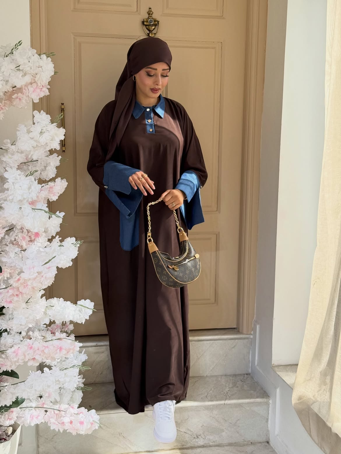 ABAYA SOFA